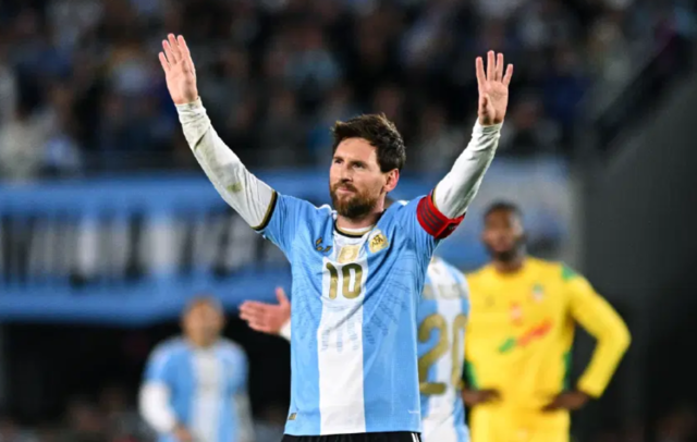 Cristiano Ronaldo'dan Lionel Messi'ye Duygusal Veda! Icardi de Unutmadı